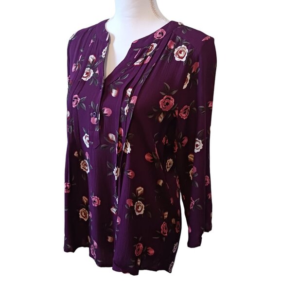 NEW Monday Fun Purple Floral Split Neck High-low Blouse Size S - Picture 2 of 9